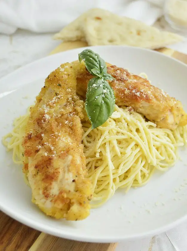 Chicken Tenderloins and Garlic Pasta