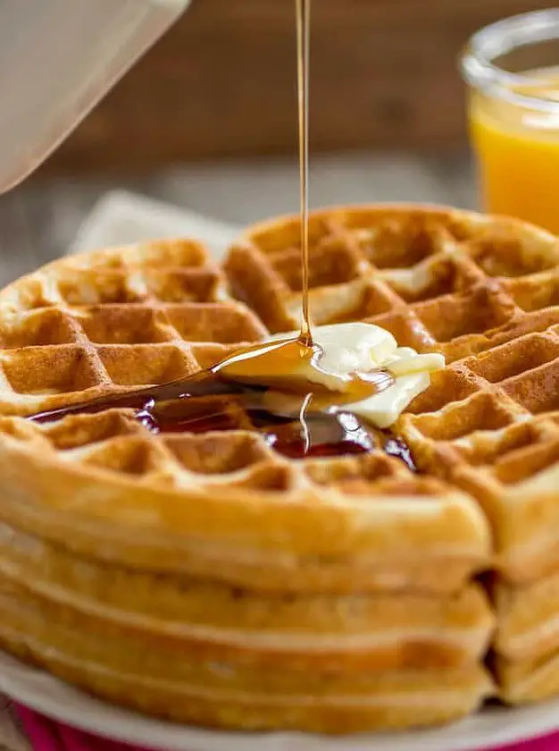 Thick and Fluffy Buttermilk Waffles