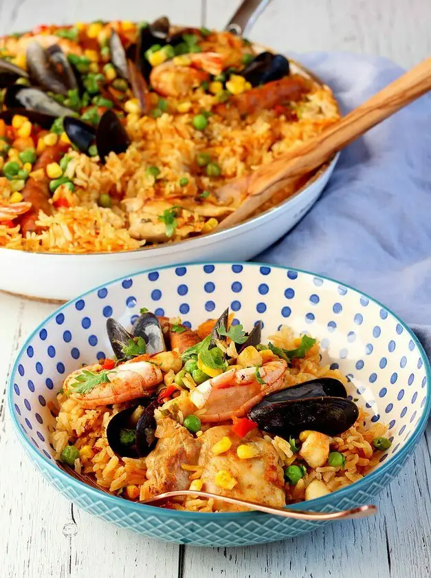 Traditional Spanish Paella