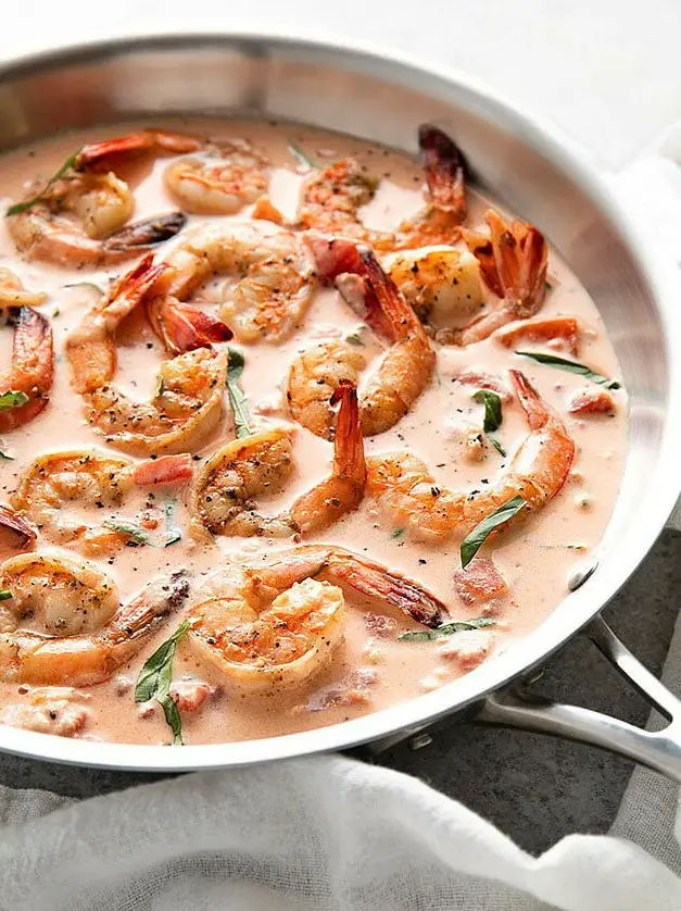 Shrimp in Tomato Basil Cream Sauce