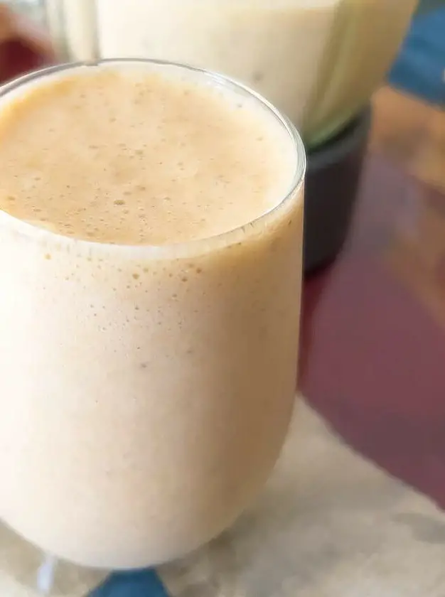 Oat Milk Breakfast Smoothie with Banana