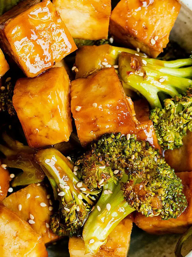 Baked Teriyaki Tofu and Broccoli