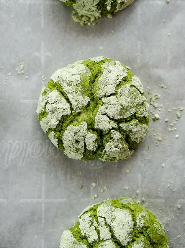 Matcha Crinkle Cookies