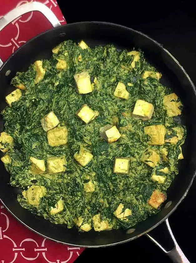 Keto Saag Paneer with Tofu