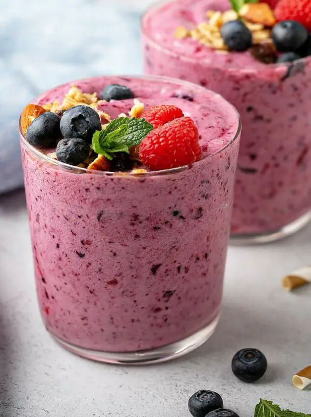 Mixed Berry Cheesecake Smoothie