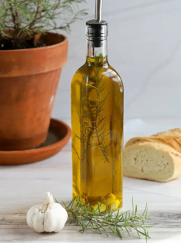 Garlic and Rosemary Infused Olive Oil