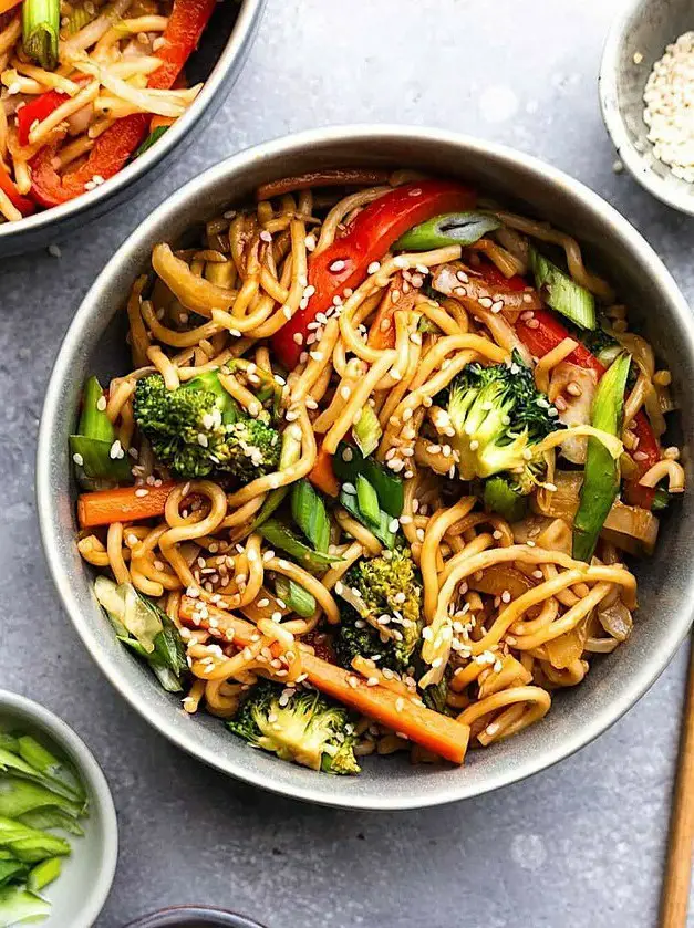 Vegan Vegetable Chow Mein