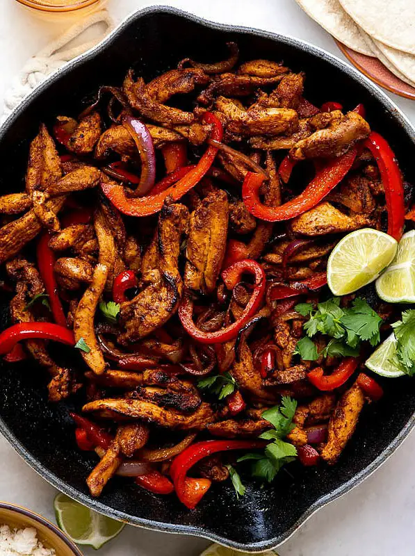 Chile-Lime Skillet Chicken Fajitas