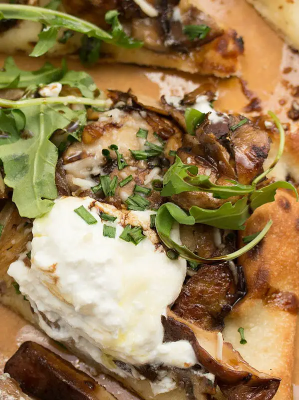 Garlicky Mushroom Ricotta Pizza