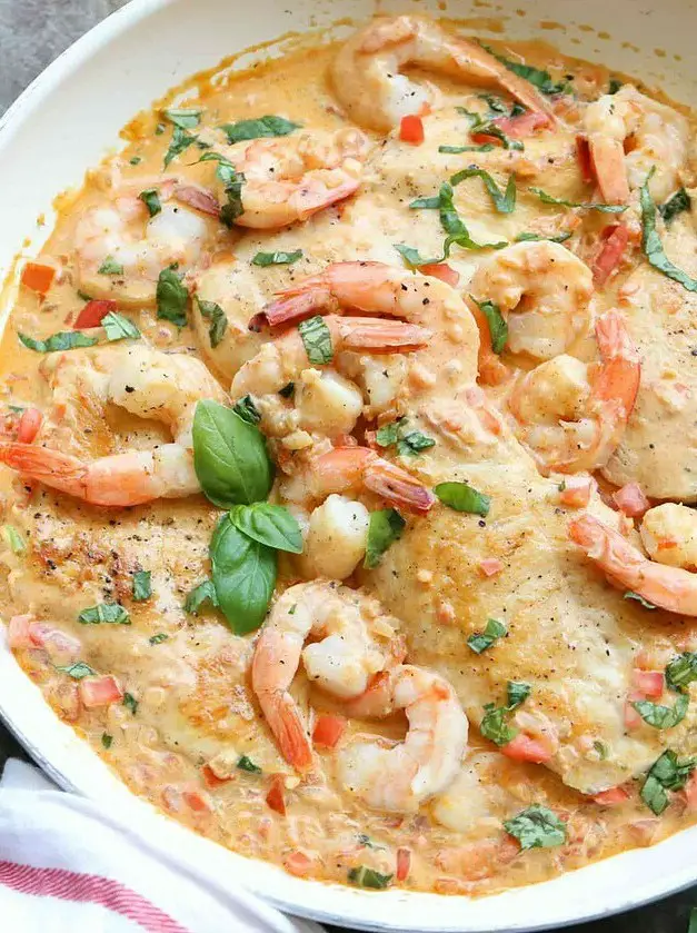 Creamy Chicken Shrimp Scampi