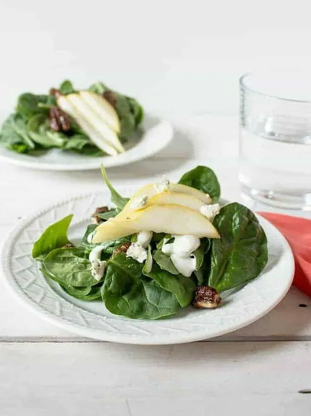 Spinach, Pear and Blue Cheese Salad