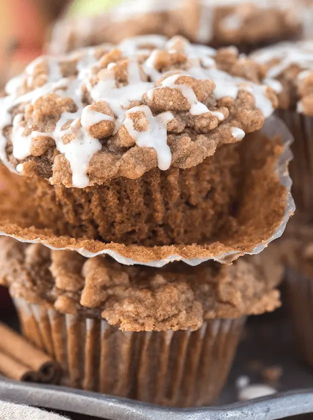 Applesauce Crumb Muffins