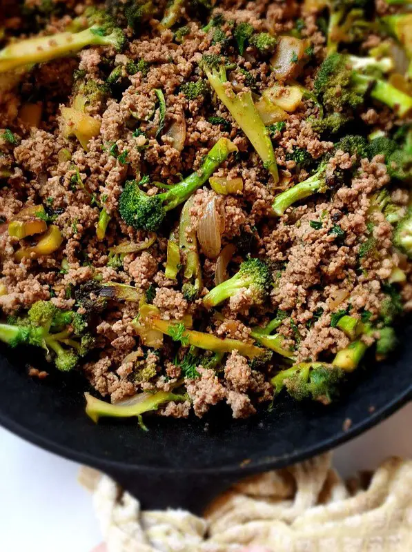 Ground Beef and Broccoli Stir-Fry