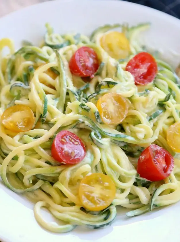 Creamy Garlic Parmesan Zoodles