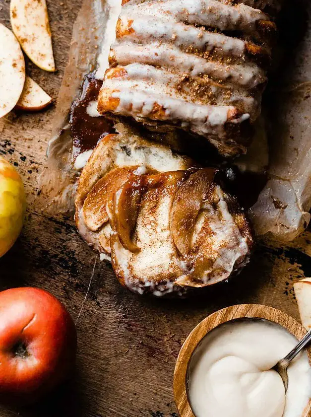 Caramel Apple Pull Apart Bread