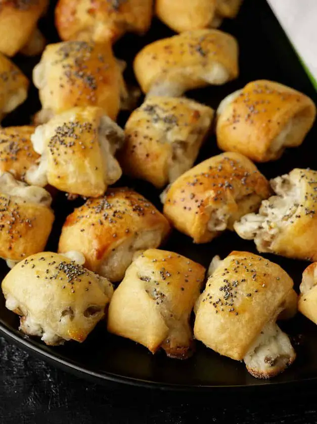 Cream Cheese Crescent Rolls