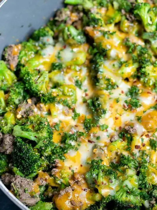 Cheesy Ground Beef and Broccoli