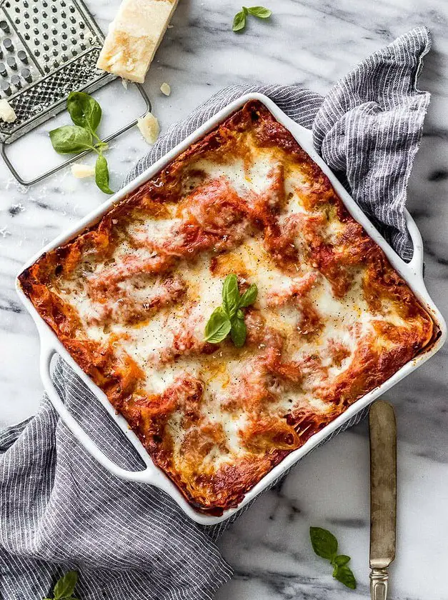 Homemade Vegetarian Lasagna with Spinach Ricotta