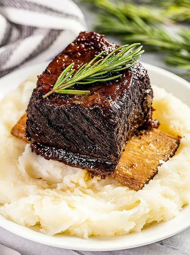 Classic Braised Beef Short Ribs