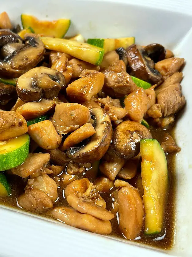 Chicken Zucchini Mushrooms Stir Fry