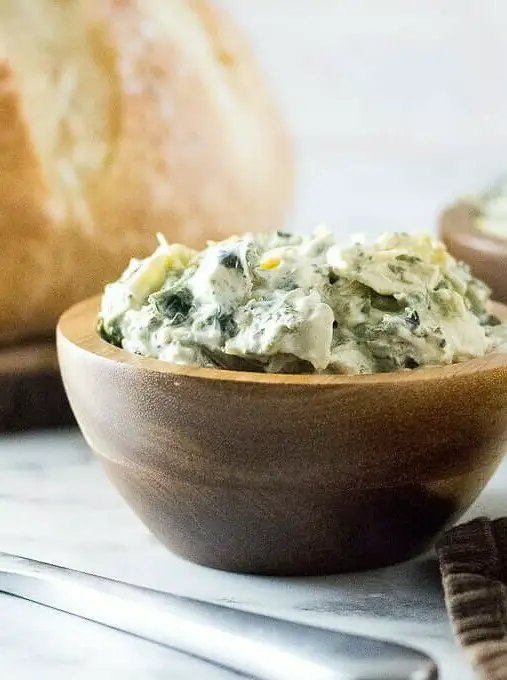 Cold Spinach Artichoke Dip