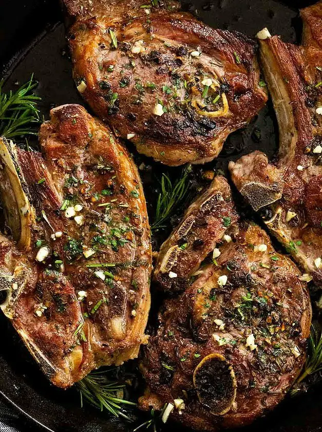 Lamb Chops with Garlic & Herbs