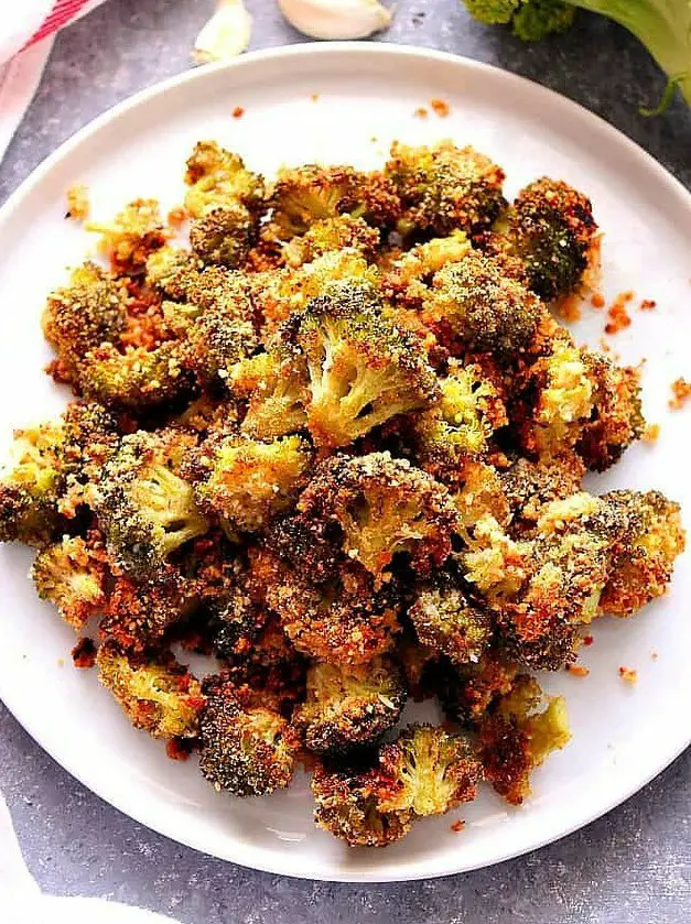 Garlic Parmesan Roasted Broccoli