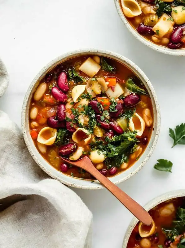 Vegan Minestrone Soup