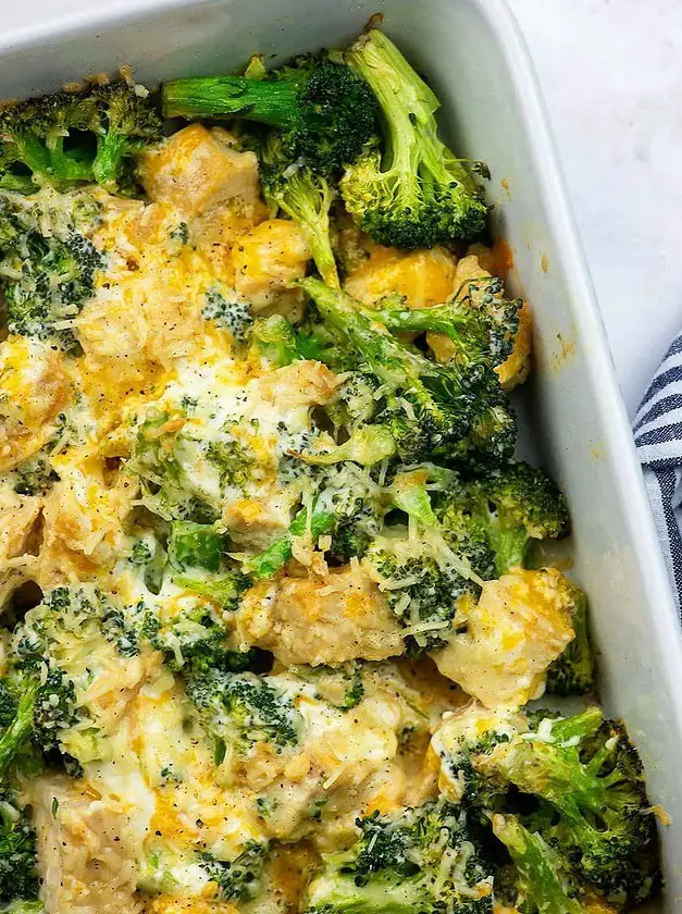 Keto Chicken Broccoli Casserole