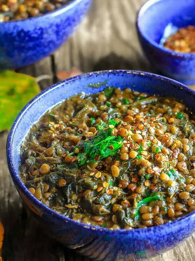 Mediterranean Spicy Spinach and Lentil Soup