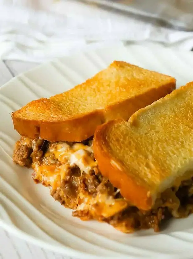 Bacon Cheeseburger Grilled Cheese Casserole