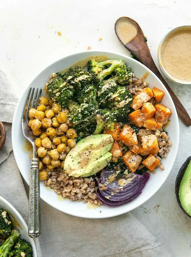 Roasted Chickpea Broccoli Power Bowls