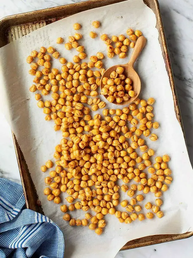 Crispy Roasted Chickpeas