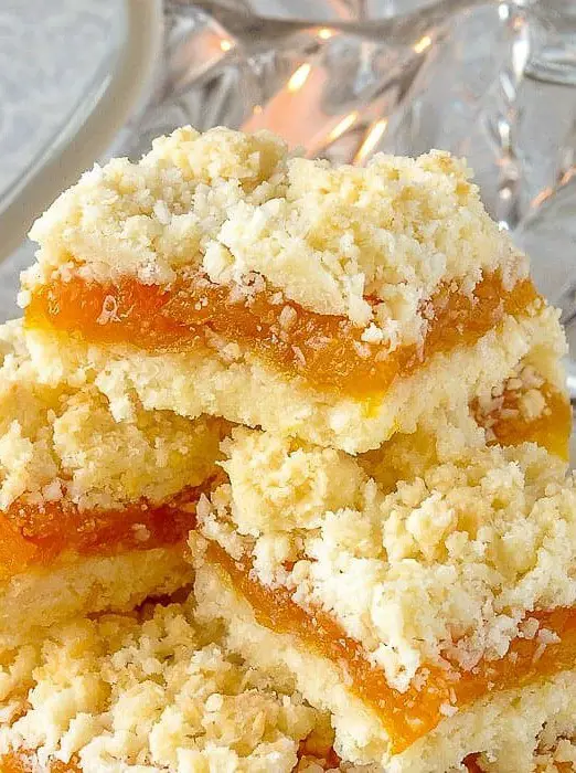 Apricot Coconut Crumble Bars