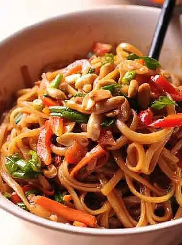 Easy Thai Noodles