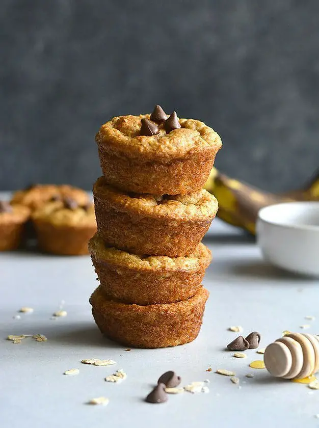 Low Calorie Banana Oat Muffins