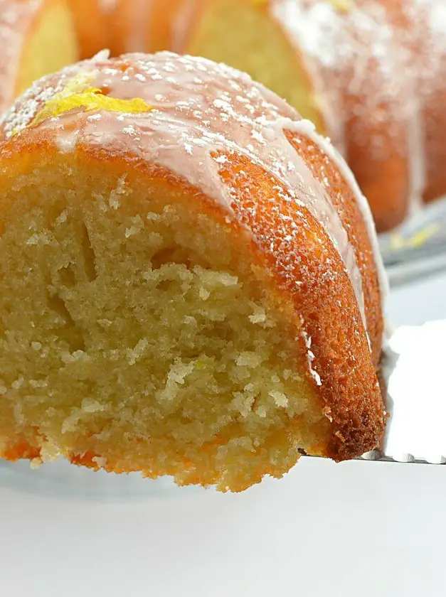 Lemon Bundt Cake