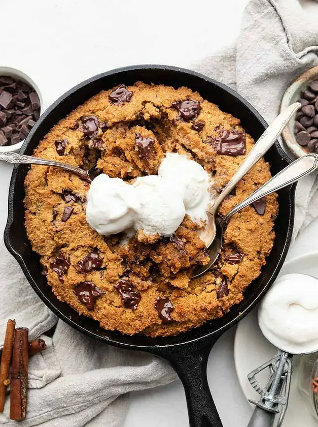 Pumpkin Cookie Skillet