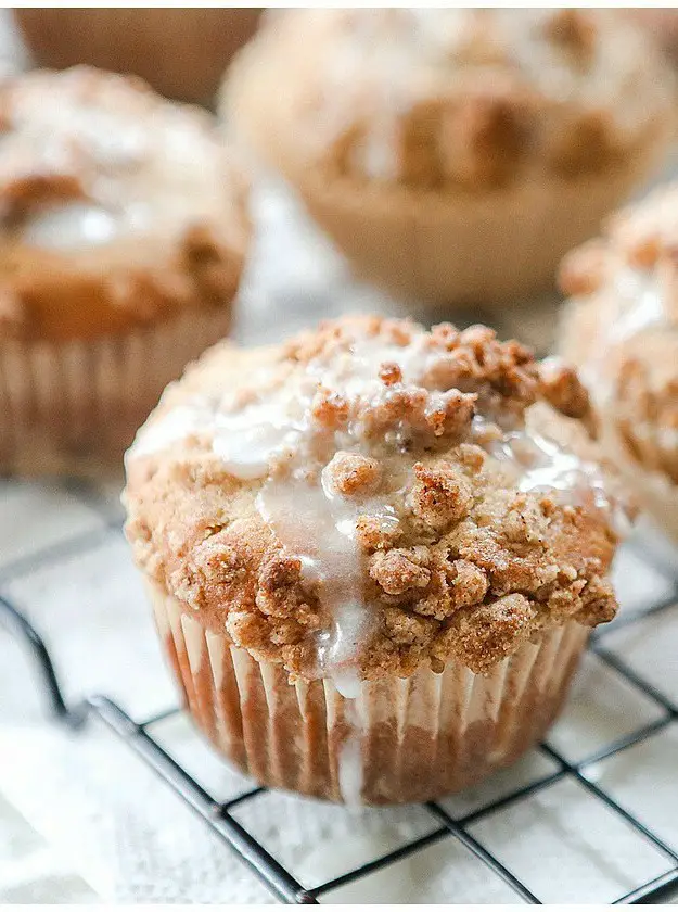 Apple Crumble Muffins