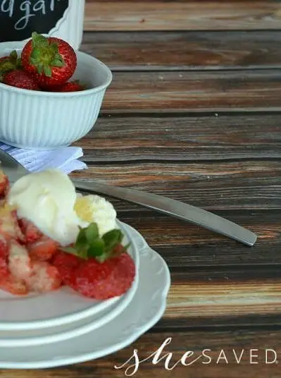 Cast Iron Skillet Strawberry Cobbler