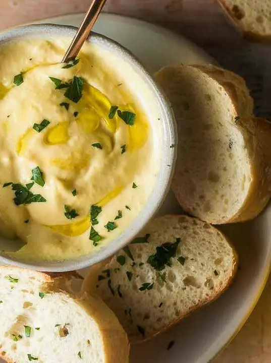 Easy Garlic Aioli