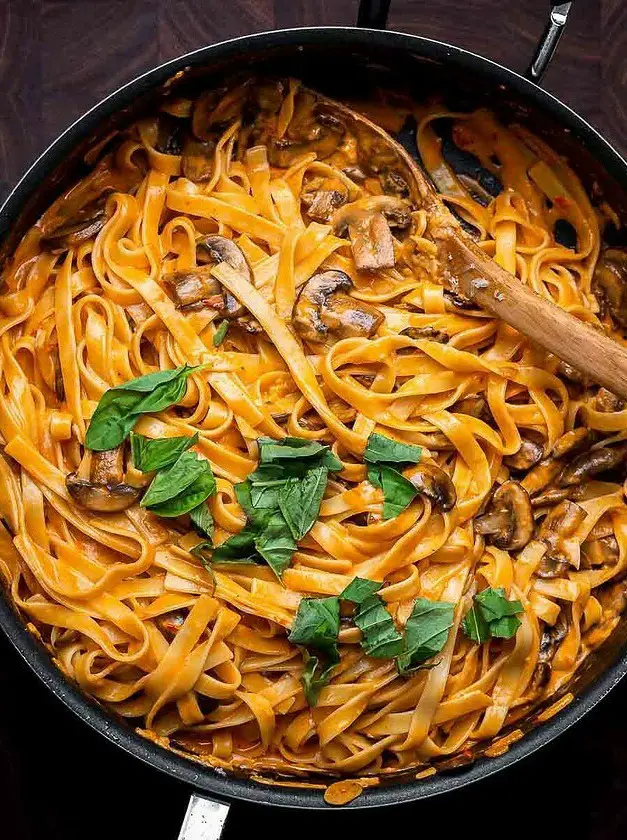 Spicy Creamy Mushroom Pasta