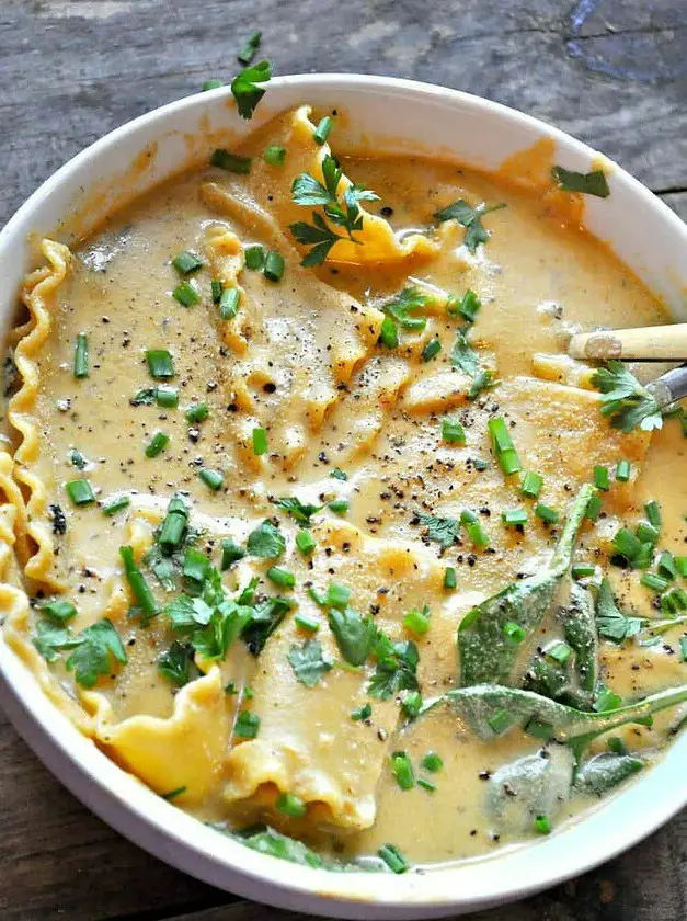 Vegan White Lasagna Soup