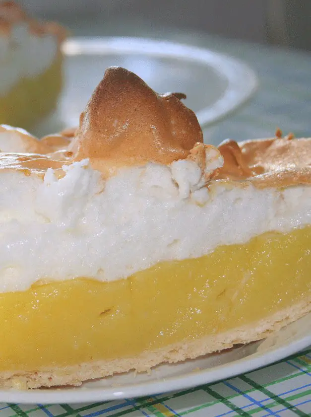 Keto Lemon Meringue Pie