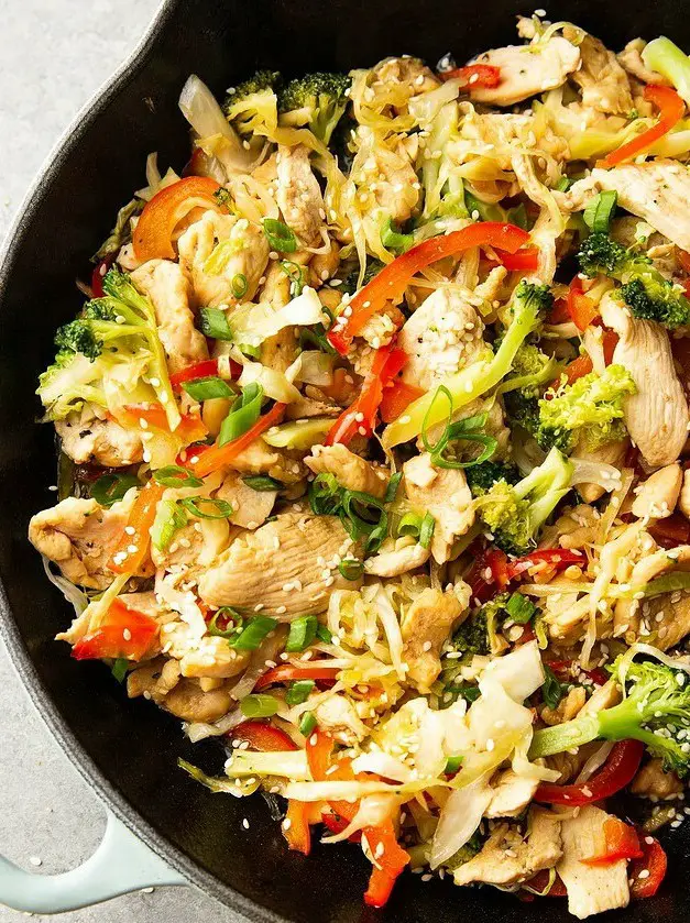 Healthy Chicken Cabbage Stir Fry