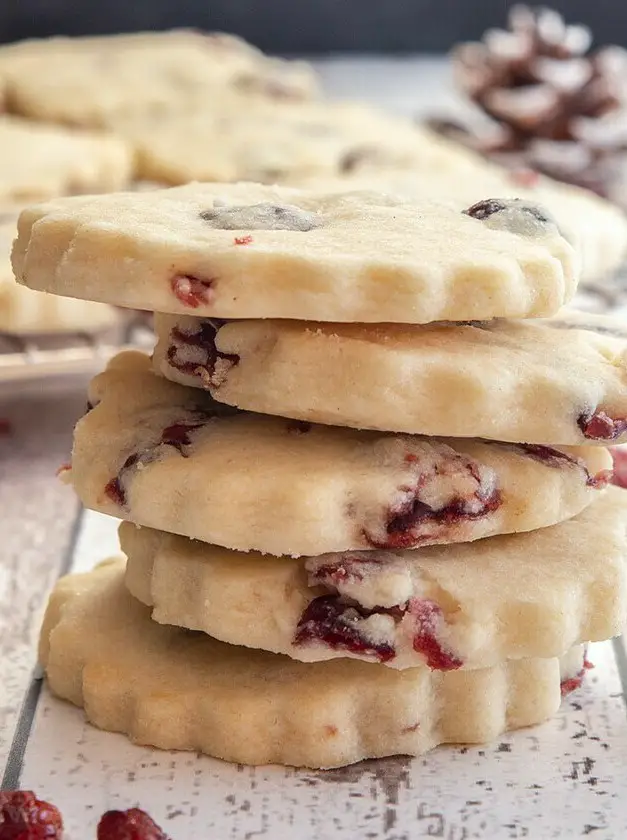 Easy Cranberry Shortbread Cookies