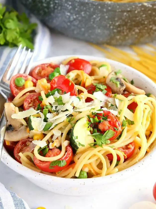 Easy One Pot Pasta Primavera