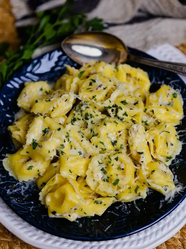 Creamy Stovetop Cheese Tortellini