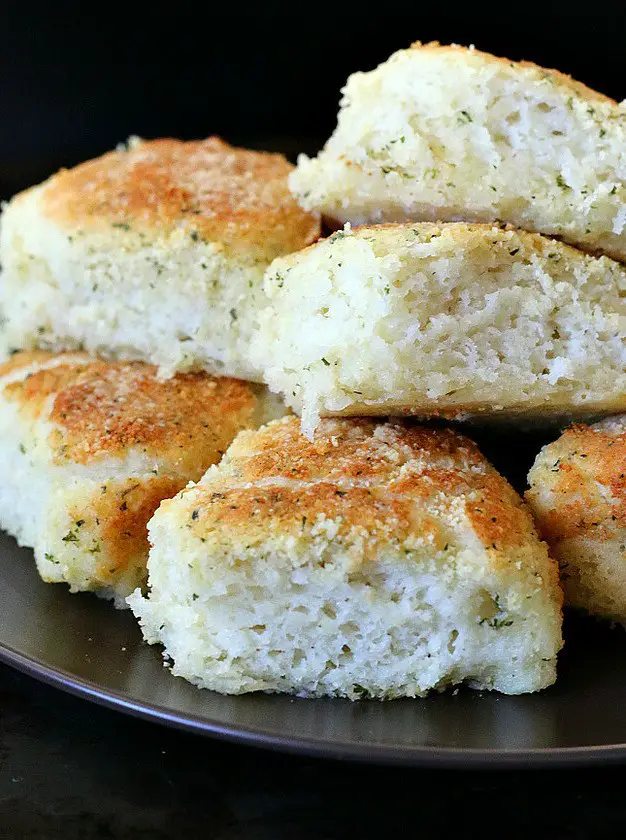 Gluten-free Garlic Parmesan Dinner Rolls