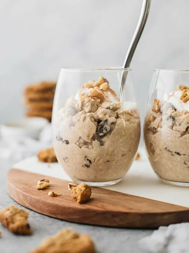 Oatmeal Cookie Overnight Oats